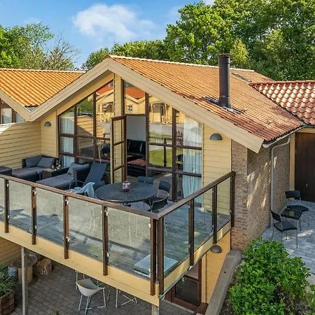 3 Bedroom In בית נופש *
