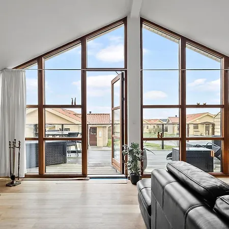 3 Bedroom In בית נופש